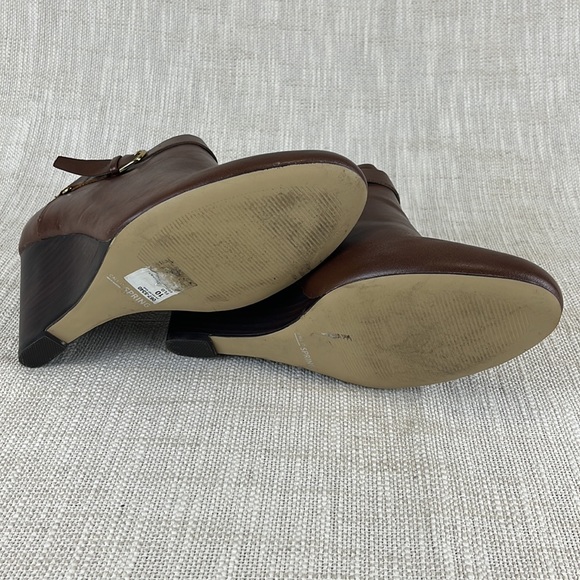CALL IT SPRING W Size 10 zip-up Brown Wedged Bootie - Picture 9 of 9